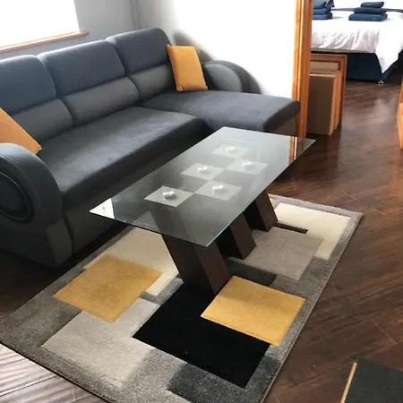 펜션 Remarkable House In Newbridge 쥬브리지