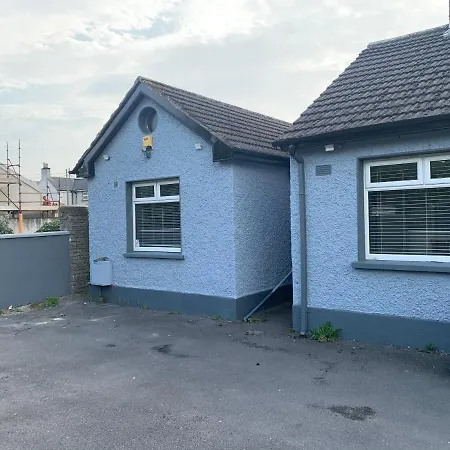 Remarkable House In Newbridge * Newbridge (Kildare)